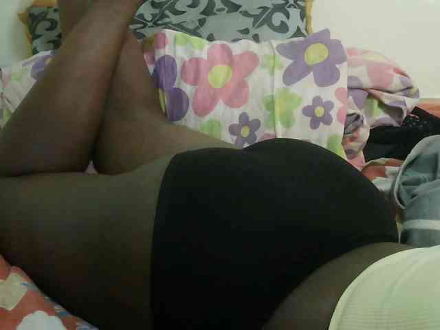 Blackdoll1 webcam