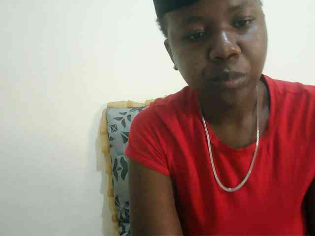 Blackdoll1 webcam