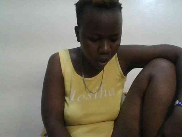 Blackdoll1 webcam