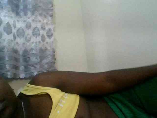 Blackdoll1 webcam