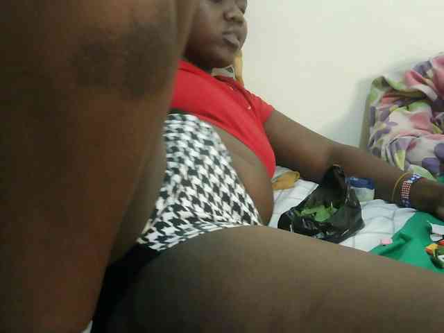 Blackdoll1 webcam