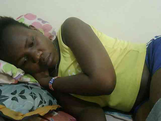 Blackdoll1 webcam