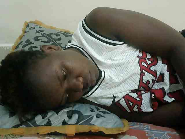 Blackdoll1 webcam