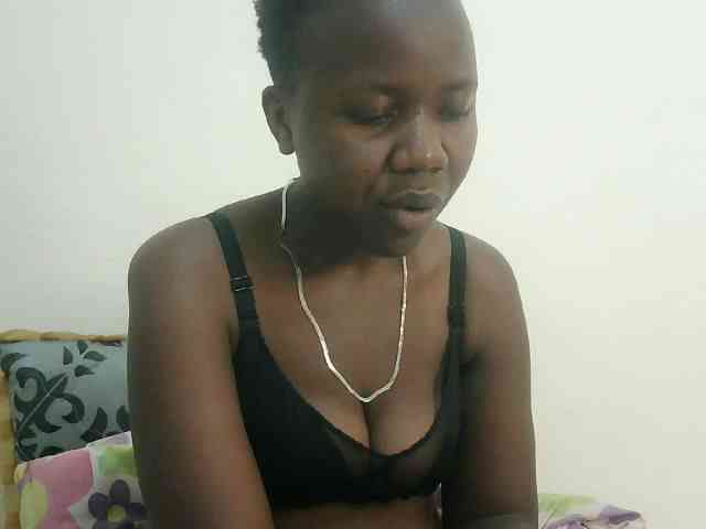 Blackdoll1 webcam