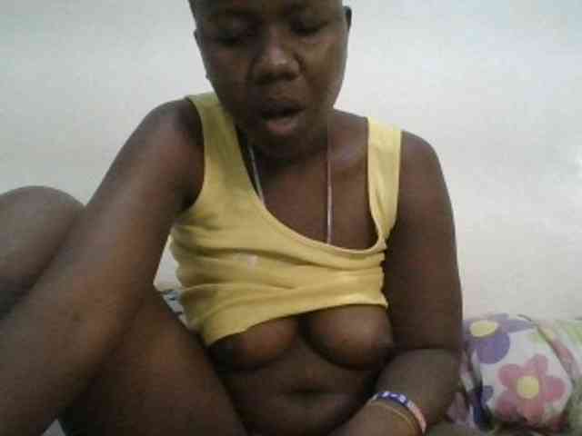 Blackdoll1 webcam