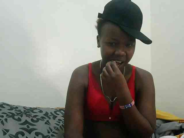 Blackdoll1 webcam