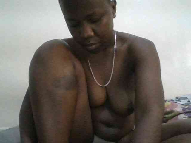 Blackdoll1 webcam