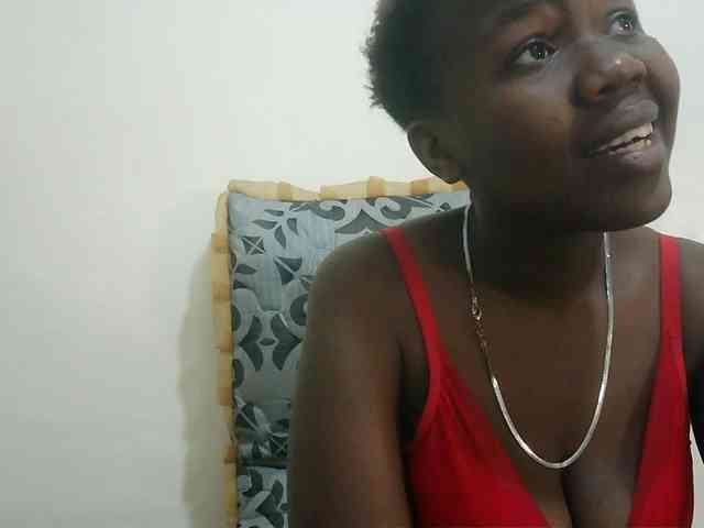 Blackdoll1 webcam