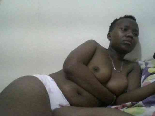 Blackdoll1 webcam