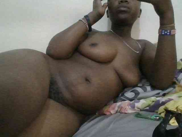 Blackdoll1 webcam