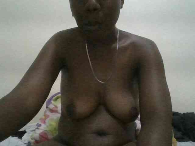 Blackdoll1 webcam