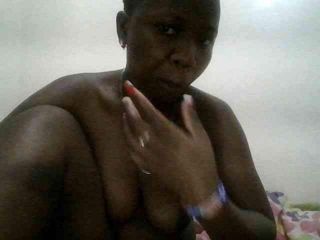 Blackdoll1 webcam