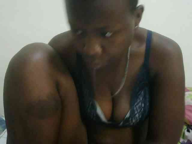 Blackdoll1 webcam