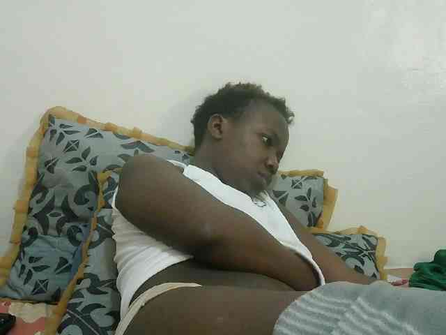 Blackdoll1 webcam