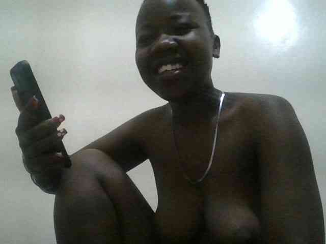Blackdoll1 webcam