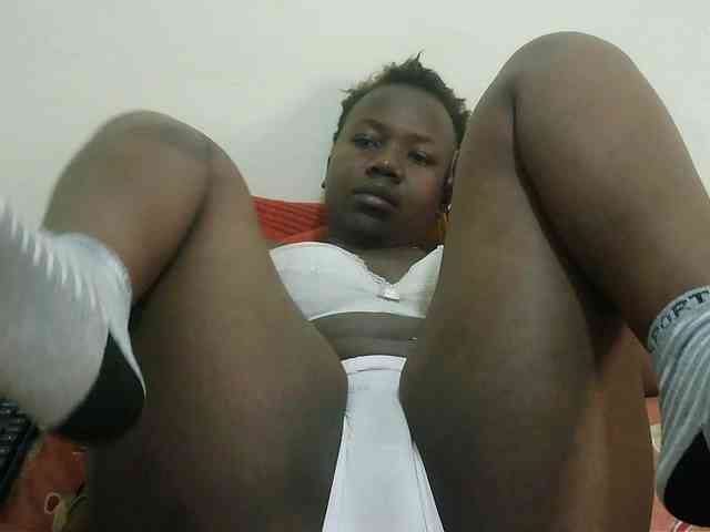 Blackdoll1 webcam