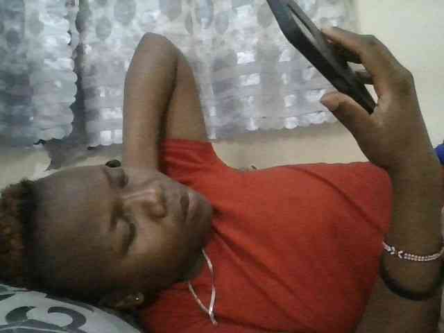 Blackdoll1 webcam