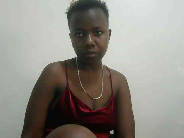 Blackdoll1 webcam