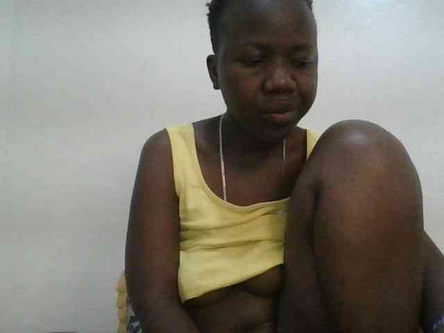 Blackdoll1 webcam