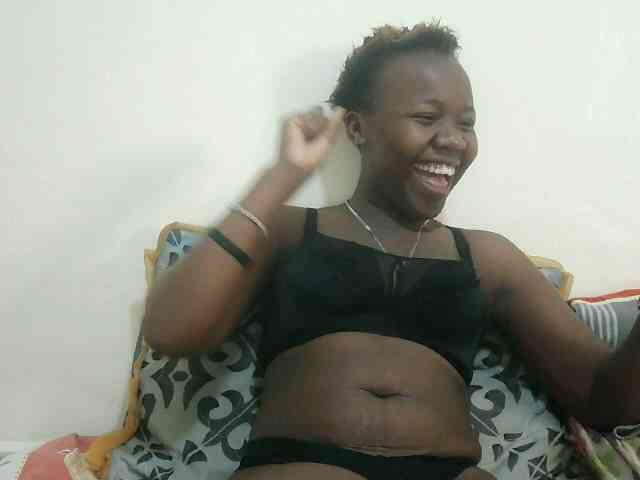 Blackdoll1 webcam