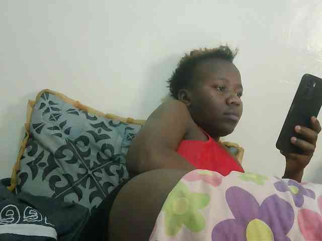 Blackdoll1 webcam
