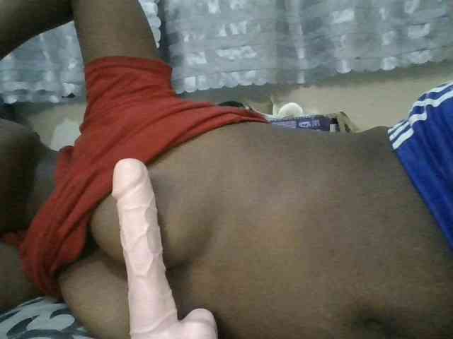 Blackdoll1 webcam