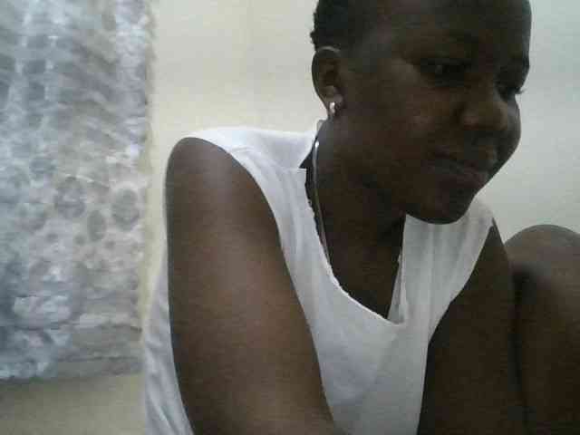 Blackdoll1 webcam