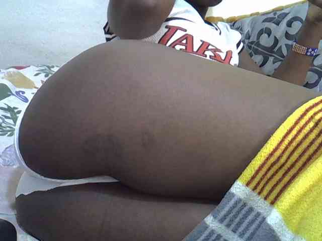 Blackdoll1 webcam