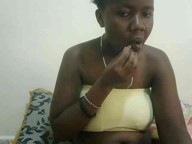 Blackdoll1 webcam
