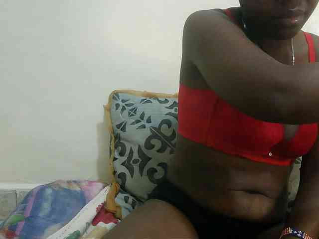 Blackdoll1 webcam