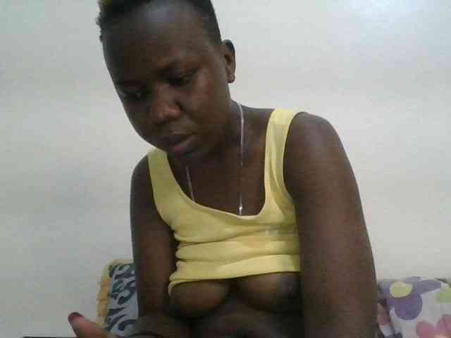 Blackdoll1 webcam