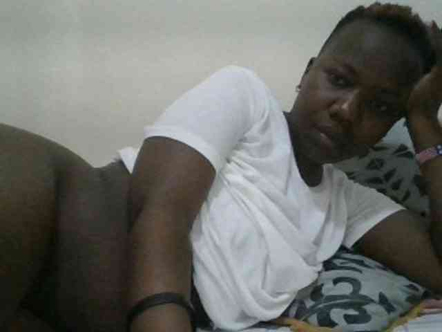 Blackdoll1 webcam
