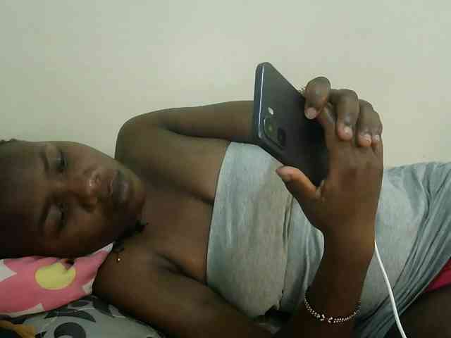 Blackdoll1 webcam