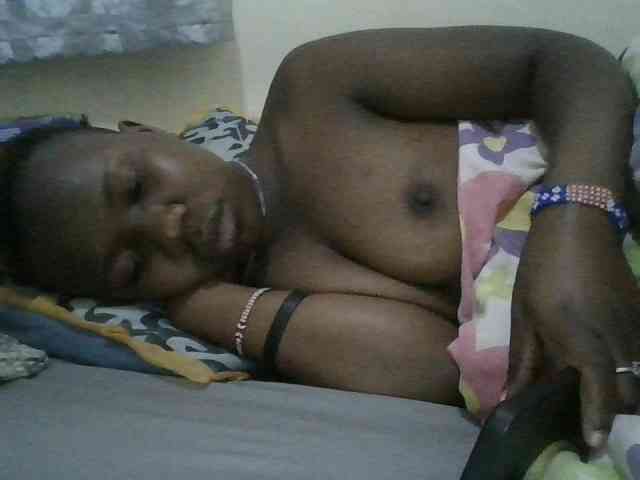 Blackdoll1 webcam