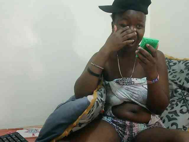 Blackdoll1 webcam