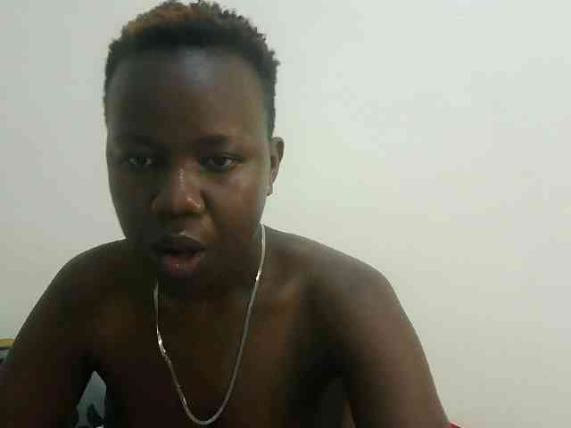 Blackdoll1 webcam