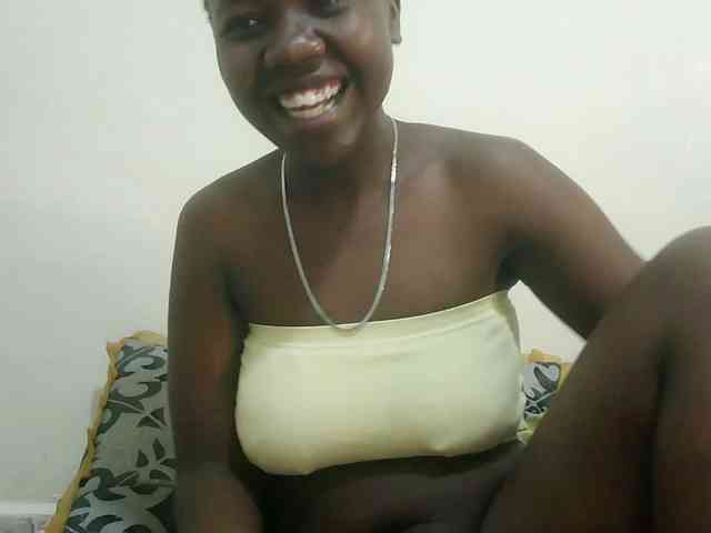 Blackdoll1 webcam