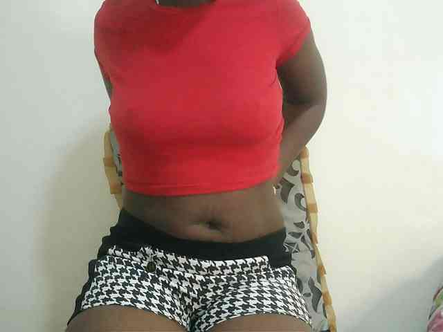 Blackdoll1 webcam