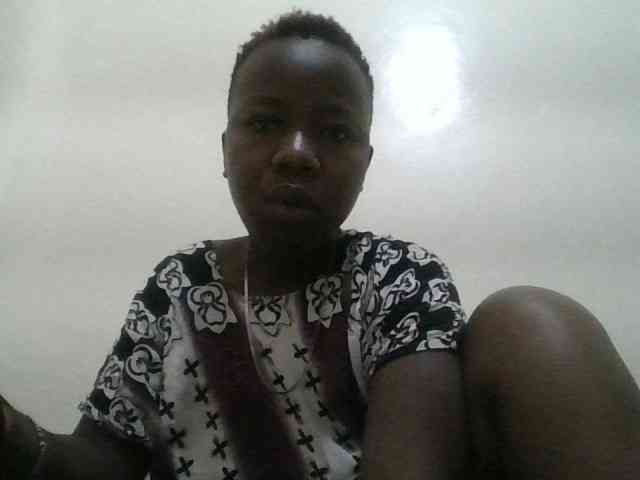 Blackdoll1 webcam