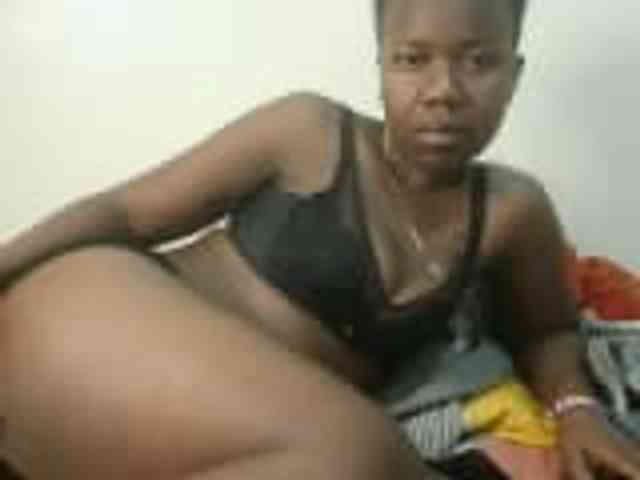 Blackdoll1 webcam