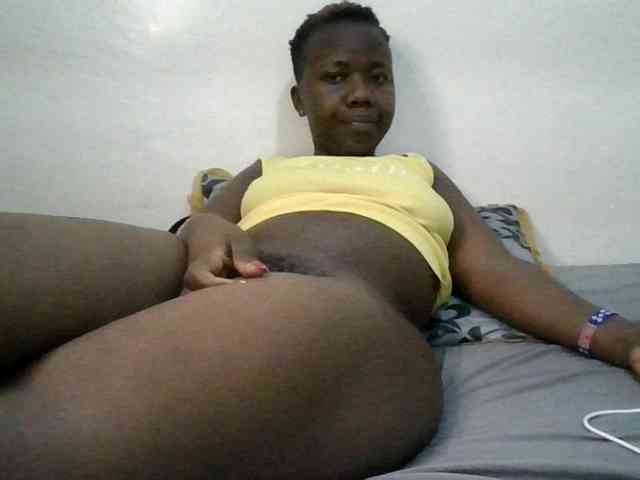 Blackdoll1 webcam