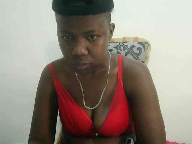 Blackdoll1 webcam