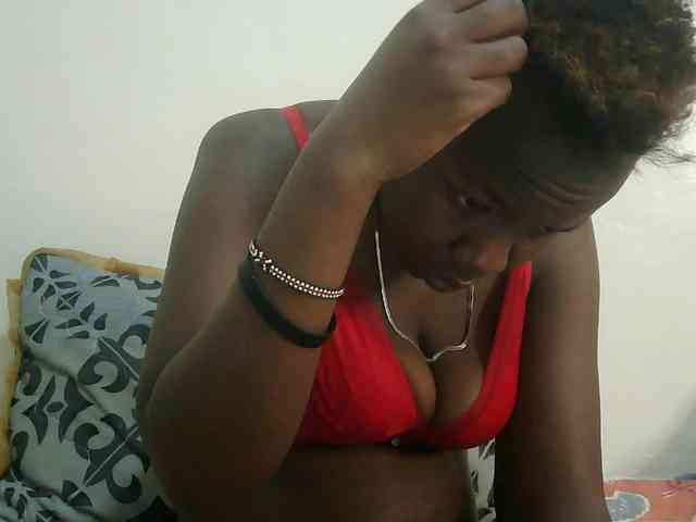 Blackdoll1 webcam