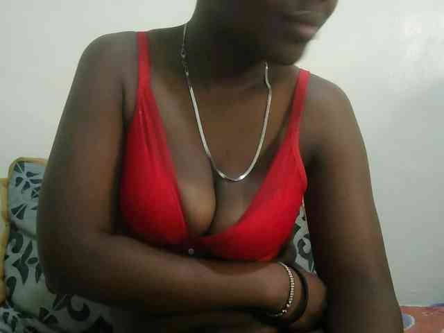 Blackdoll1 webcam