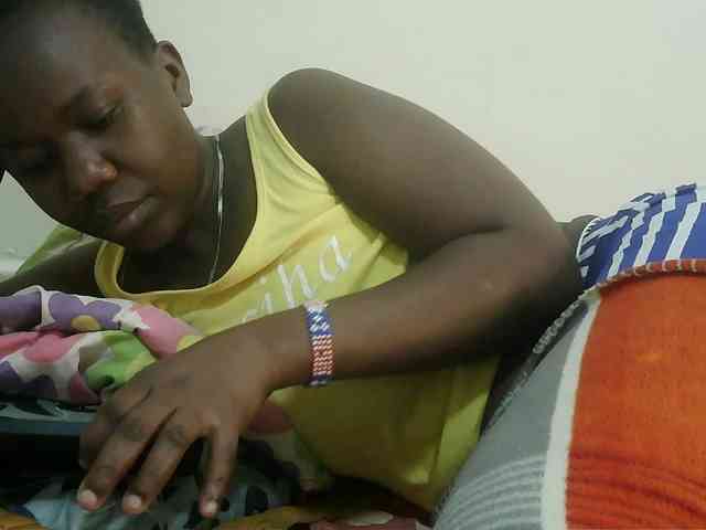 Blackdoll1 webcam