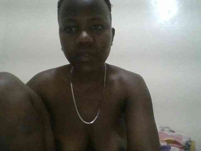 Blackdoll1 webcam