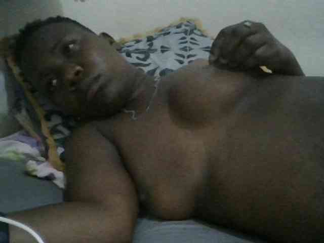 Blackdoll1 webcam