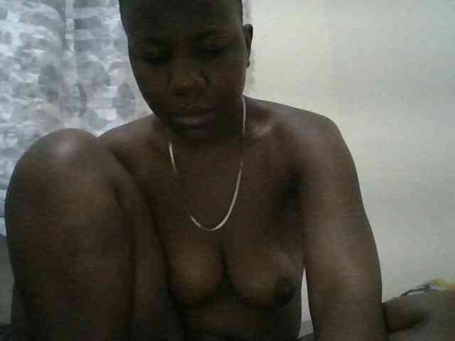 Blackdoll1 webcam