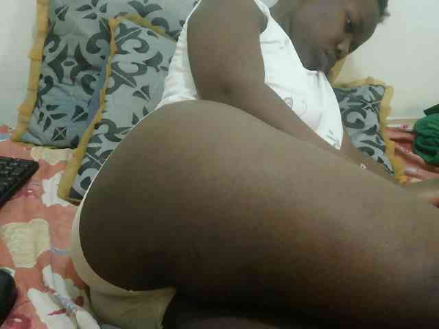 Blackdoll1 webcam