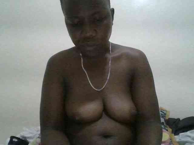 Blackdoll1 webcam